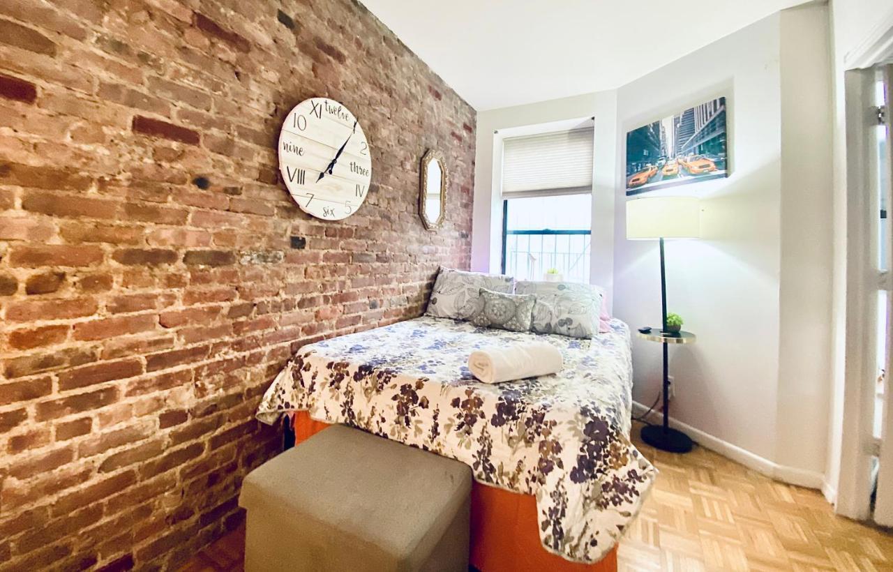 Times Square Manhattan - Private Room In 2 Bedroom Apartment Gasthuis *